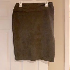 Worn once, 23”, army green Swede finish, machine wash